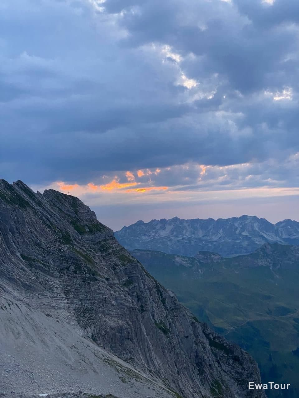 Kreuzspitze (2367 m) with via ferrata elements